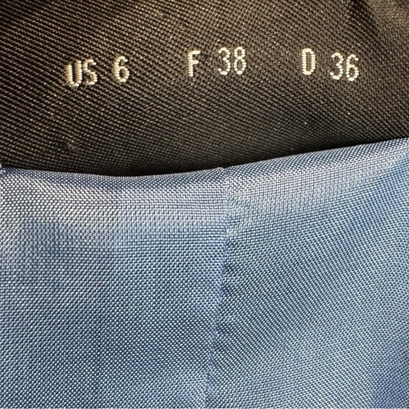 Akris Blue Cashmere Silk Blend Tailored Blazer Swiss Luxury Minimalist Size 6 - Picture 9 of 11
